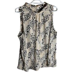 TORRID size 1 equivalent 1X silky blouse cream black print